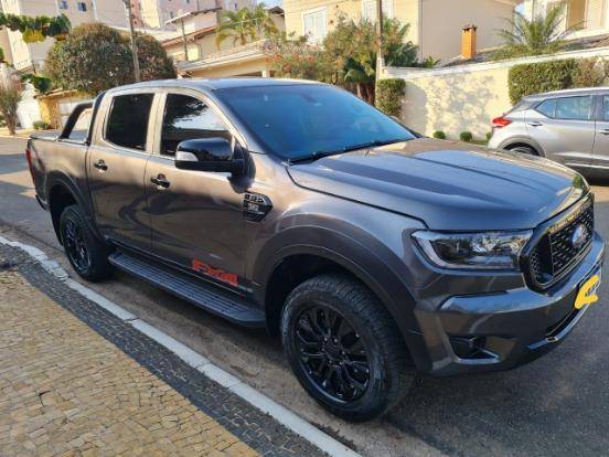 FORD RANGER 3.2 FX4 4X4 CD 20V DIESEL 4P AUTOMÁTICO FORD RANGER 3.2 FX4 4X4 CD 20V DIESEL 4P AUTOMÁTICO